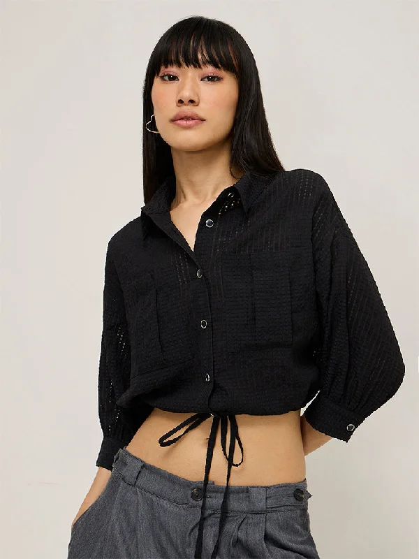 Nuon Black Waffle-Textured Crop Top Graphic Embroidered Appliqued