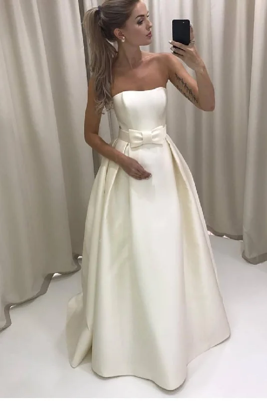 Simple Satin Wedding Dresses Strapless A Line With Sash Zipeer Up Tunics Vintage classic