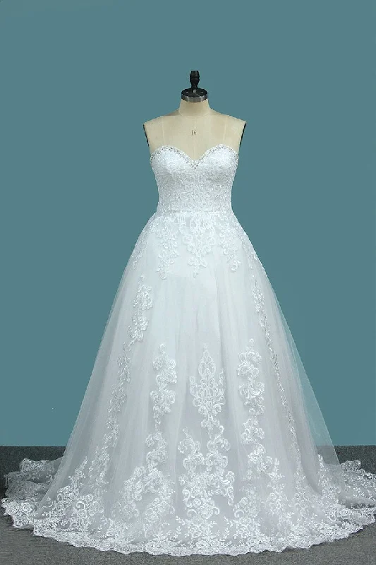 Sweetheart A Line Tulle Wedding Dresses With Applique Court Train Tunics Stylish elegant